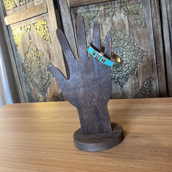 Bangle Bracelet - Picture 2 of 3